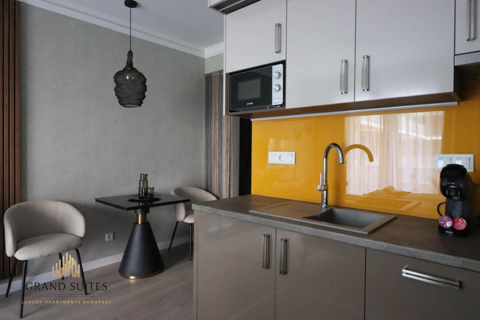 Grand Suites Promenade 부다페스트 외부 사진